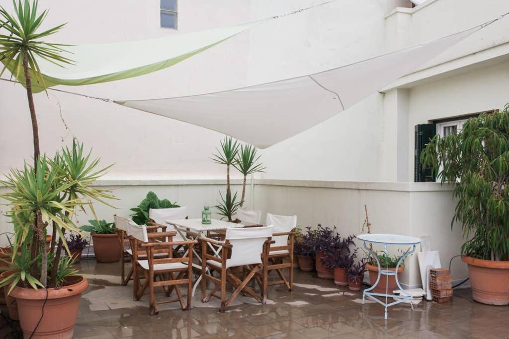 Mid Century 3 Bdr City Centre Townhouse Athen Eksteriør billede
