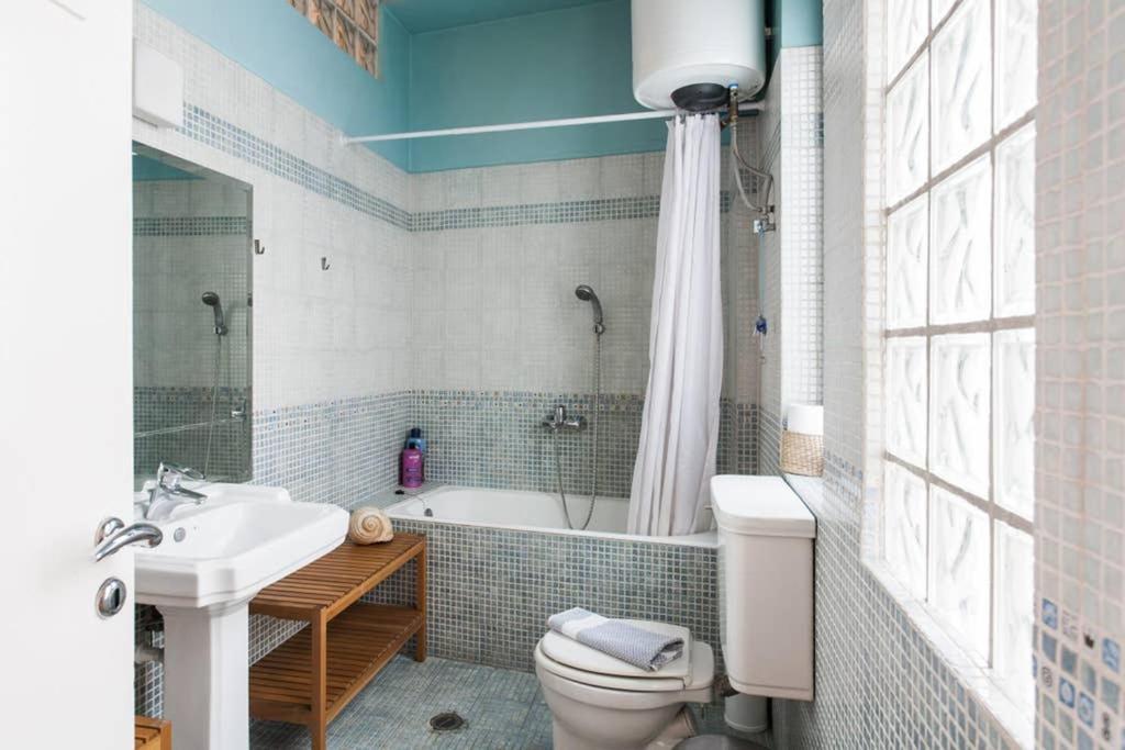 Mid Century 3 Bdr City Centre Townhouse Athen Eksteriør billede